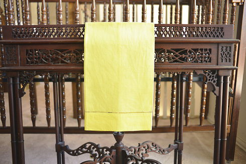Lemon Verbena Hemstitch Guest Towel. 14x22"
